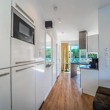 Promenadenvilla 03 10 *