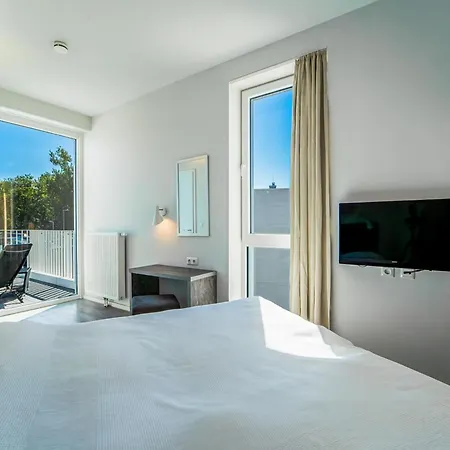 Promenadenvilla 03 10 * ליבק