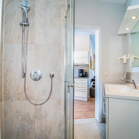 Promenadenvilla 03 10 דירה ליבק