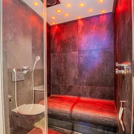 Promenadenvilla 03 10 *