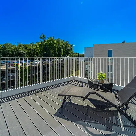 Promenadenvilla 03 10 * ליבק